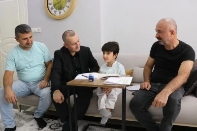 Şifa bekleyen 184 &ccedil;ocuk evde eğitim g&ouml;r&uuml;yor