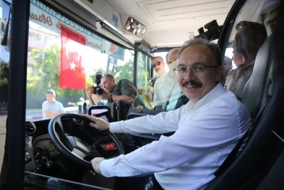 Siirt Belediyesi filosuna 14 otob&uuml;s kattı