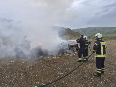 Siirt'te &ccedil;ıkan yangında arı kovanları zarar g&ouml;rd&uuml;