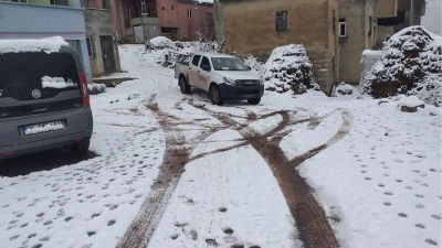 Siirt'te kar nedeniyle mahsur kalanlar kurtarıldı
