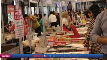 Siirt'te Kitap Fuarı s&uuml;r&uuml;yor