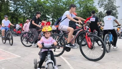 Siirt'te pedallar sağlık i&ccedil;in &ccedil;evrildi