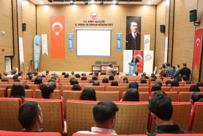 Siirt'te "2. Ulusal Foto Safari Fotoğraf Yarışması"nda dereceye girenlere &ouml;d&uuml;lleri verildi