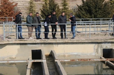 Siirt Valisi ve Belediye Başkan Vekili Kızılkaya, belediyenin tesislerinde incelemelerde  bulundu