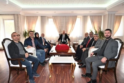 Siirtliler Derneği&rsquo;nden vali ziyareti