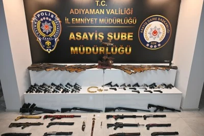 Silah ka&ccedil;ak&ccedil;ılığı operasyonunda 28 ş&uuml;pheli yakalandı