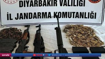 Silah ve m&uuml;himmat ele ge&ccedil;irildi, 2 zanlı tutuklandı