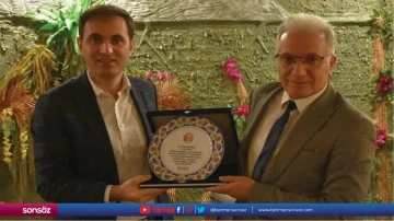 Şimşek i&ccedil;in veda yemeği