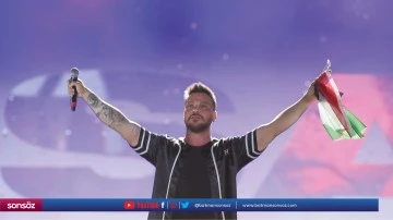 Sinan Ak&ccedil;ıl, Filistin bayrağı a&ccedil;tı