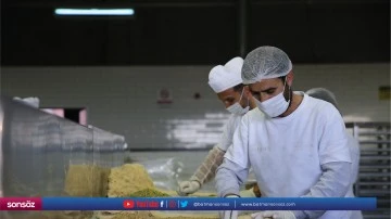  Siparişleri yetiştirmek i&ccedil;in vardiyalı &uuml;retim