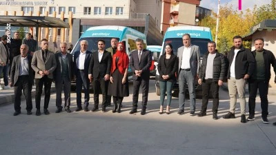 Şırnak Belediyesi 8 yeni minib&uuml;s&uuml; t&ouml;renle hizmete aldı