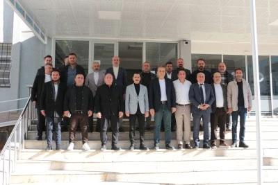 Şırnak İl Emniyet M&uuml;d&uuml;r&uuml; Sazak, muhtarlarla bir araya geldi