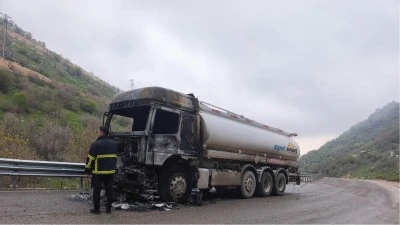 Şırnak'ta akaryakıt tankerinde &ccedil;ıkan yangın s&ouml;nd&uuml;r&uuml;ld&uuml;