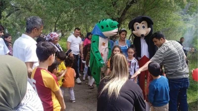 Şırnak'ta "2. G&uuml;&ccedil;l&uuml;konak Doğa, K&uuml;lt&uuml;r ve Su Sporları Festivali" s&uuml;r&uuml;yor