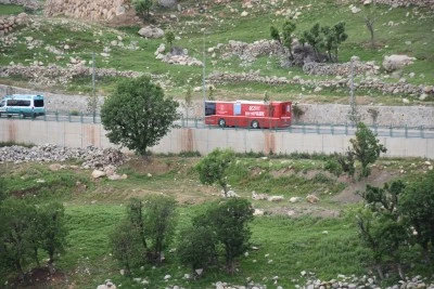 Şırnak'ta "Gezici K&uuml;t&uuml;phane" bir yılda 60 k&ouml;ydeki &ouml;ğrencilerin kitapla buluşmasını sağladı