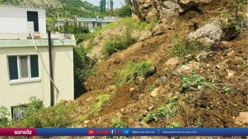 Şırnak'ta toprak kayması sonucu bir evde hasar oluştu