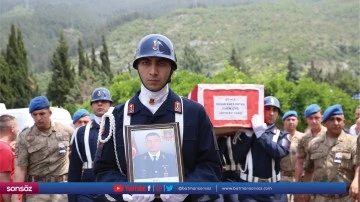 Son yolculuğuna uğurlandı
