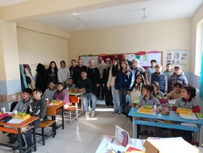Sosyal Bilimler Lisesi, kardeş okula ulaştı