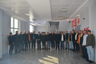 Spor kul&uuml;plerine malzeme dağıtıldı