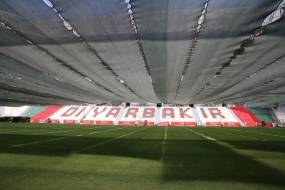 Statlardaki &ccedil;imler kavurucu sıcaktan perdeleme ve fan sistemiyle korunuyor