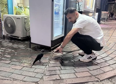 Susayan kargaya esnaf tarafından su verildi