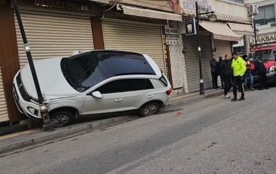 SUV tipi aracın karıştığı kazada 1 kişi yaralandı