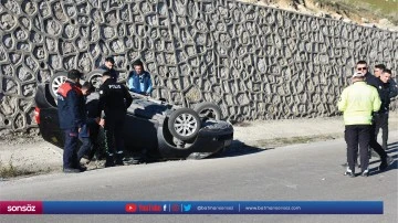 Takla atan otomobilin s&uuml;r&uuml;c&uuml;s&uuml; yaralandı