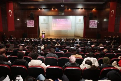 TARPOL Y&ouml;netim Kurulu Başkanı Eker, MA&Uuml;'de "İnsan, Toplum ve Medeniyet" dersine konuk oldu