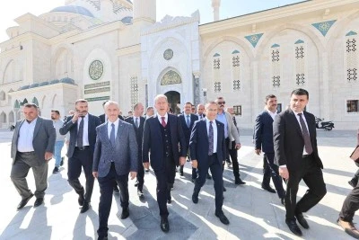 TBMM Milli Savunma Komisyonu Başkanı Hulusi Akar, Gaziantep'te ziyaretlerde bulundu