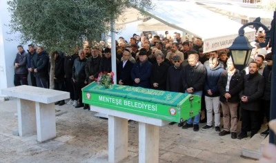 Tekne kazasında &ouml;len kişinin cenazesi toprağa verildi