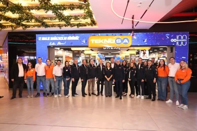 Teknosa Mağazacılar G&uuml;n&uuml;'n&uuml; &ccedil;alışanlarıyla kutladı