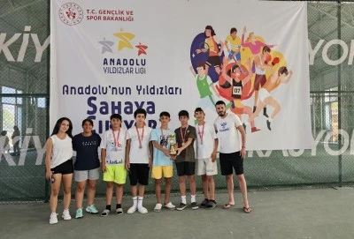 Tenis erkek takımımız T&uuml;rkiye finalinde