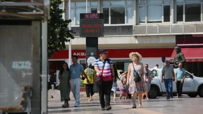 Termometreler 41 dereceyi g&ouml;sterdi
