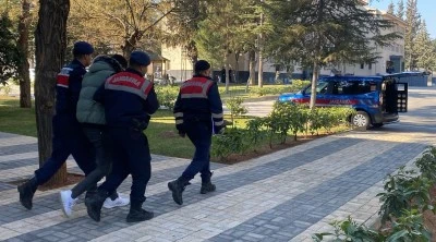 Ter&ouml;r &ouml;rg&uuml;t&uuml; PKK/YPG operasyonunda 2 zanlı tutuklandı