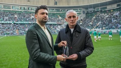TFF'den Bursaspor'a Fair Play &ouml;d&uuml;l&uuml;