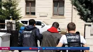 Tırda 17 d&uuml;zensiz g&ouml;&ccedil;men yakalandı,