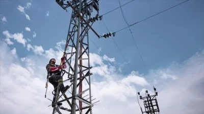 Toroslar EDAŞ enerji altyapısını yatırımlarıyla g&uuml;&ccedil;lendiriyor
