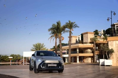 Toyota C-HR Hybrid ilk 6 ayda T&uuml;rkiye'de 13 bin 992 adet satıldı
