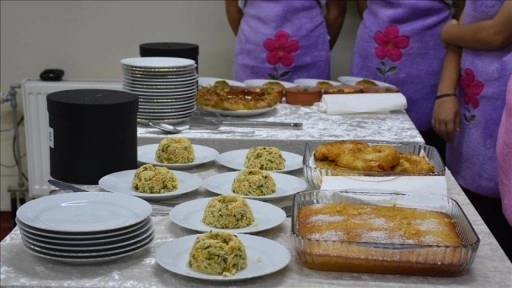 Trabzon'daki &Ccedil;ocuklar Yemek Yarışması D&uuml;zenledi