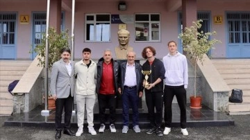 Trabzon Liseleri D&uuml;nya Futbol Şampiyonası İ&ccedil;in Hazırlanıyor
