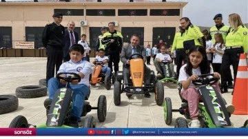 Trafik Haftası dolayısıyla &ccedil;ocuklara trafik eğitimi verildi