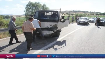 Trafik kazasında 4 kişi yaralandı