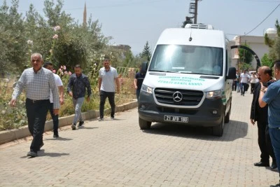 Trafik kazasında hayatını kaybedenlerin sayısı 4'e y&uuml;kseldi