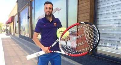 Tufan ve Al&ouml;kmen, tenisin el&ccedil;ileri oldu