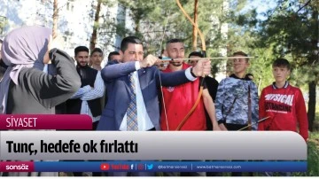 Tun&ccedil;, hedefe ok fırlattı