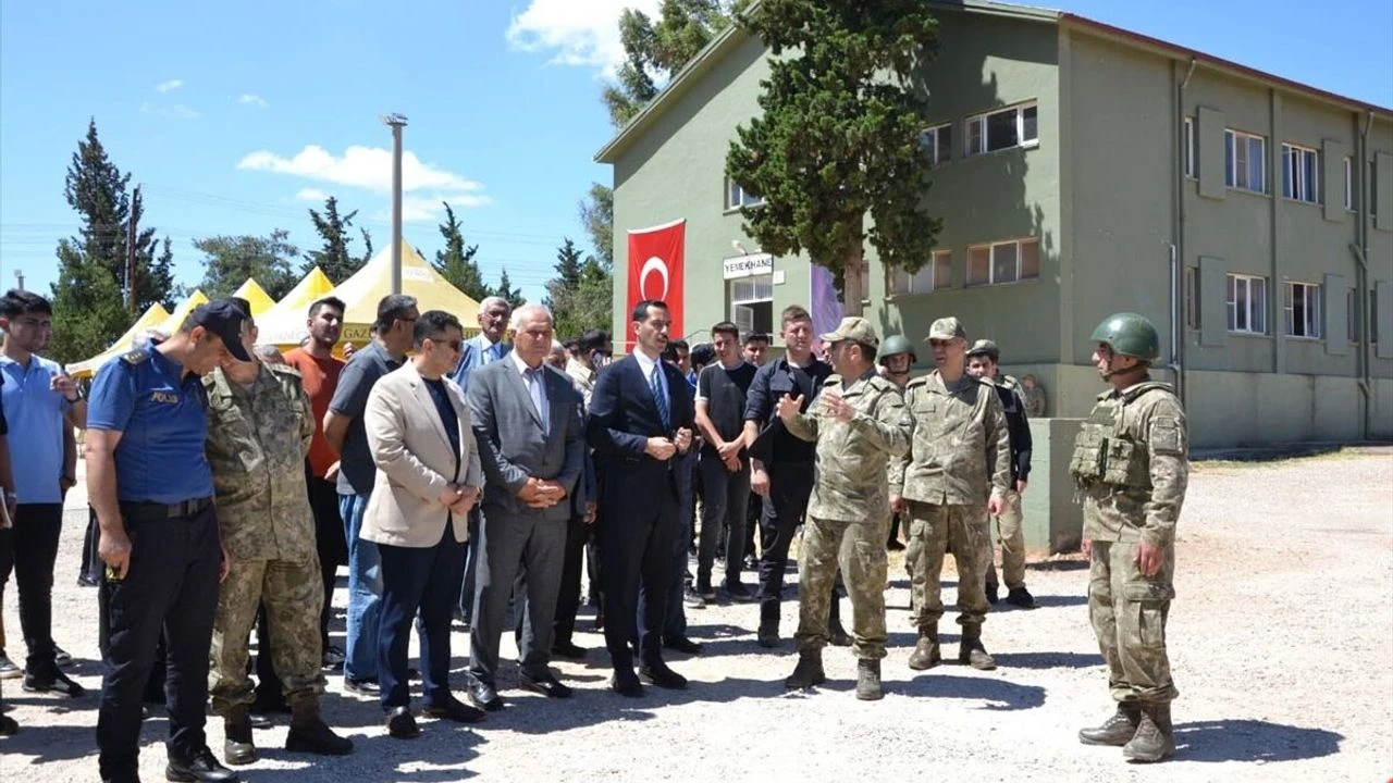 T&uuml;rk Kara Kuvvetlerinin kuruluş yıl d&ouml;n&uuml;m&uuml; kutlandı