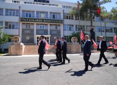 T&uuml;rk Kara Kuvvetlerinin kuruluşunun 2235. yıl d&ouml;n&uuml;m&uuml; Diyarbakır'da kutlandı