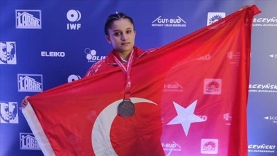 T&uuml;rk Sporculardan Başarılı Performans: 32 Madalya