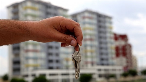 T&uuml;rkiye'de nisanda 95 bin 863 konut satıldı