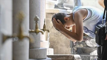 T&uuml;rkiye'de son 53 yılın en sıcak ikinci ağustos ayı yaşandı